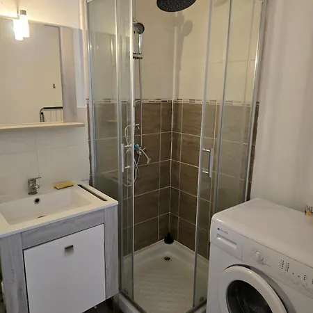 Apartment Les Carmes 1 G Pour 2 Pers - Joli Meuble Et Wi-fi *